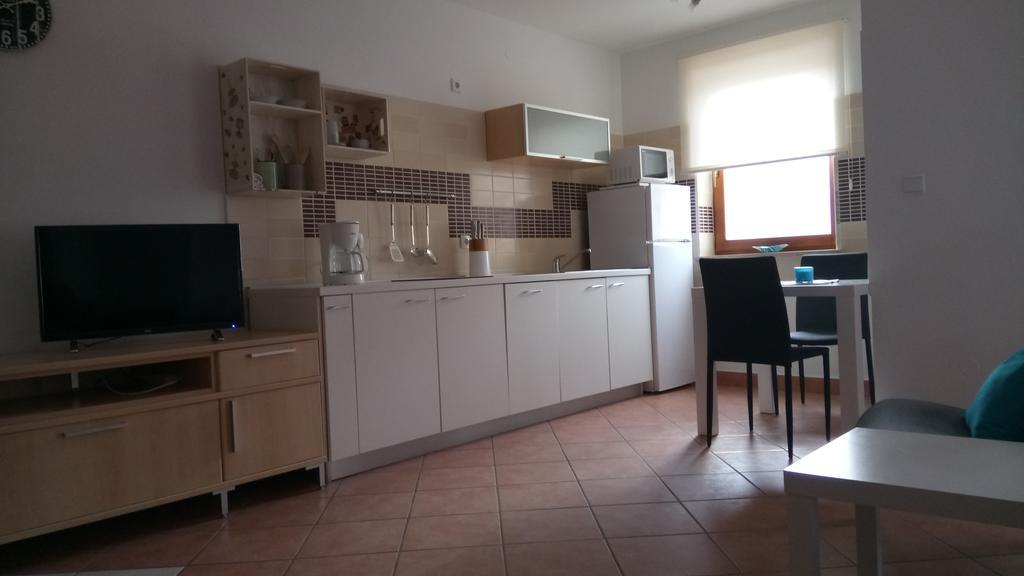 Apartment Boris Đảo Đảo Cres Ngoại thất bức ảnh