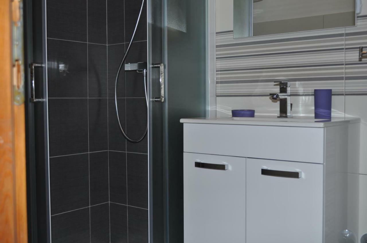 Apartment Boris Đảo Đảo Cres Ngoại thất bức ảnh